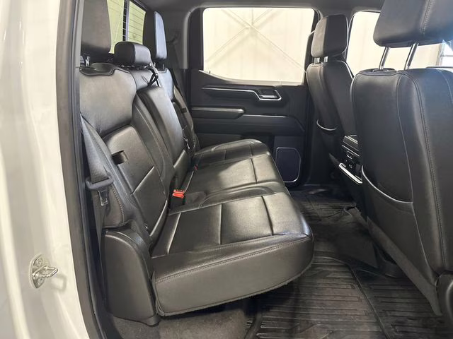 2023 Summit White GMC Sierra 1500 SLT 4X4 Truck