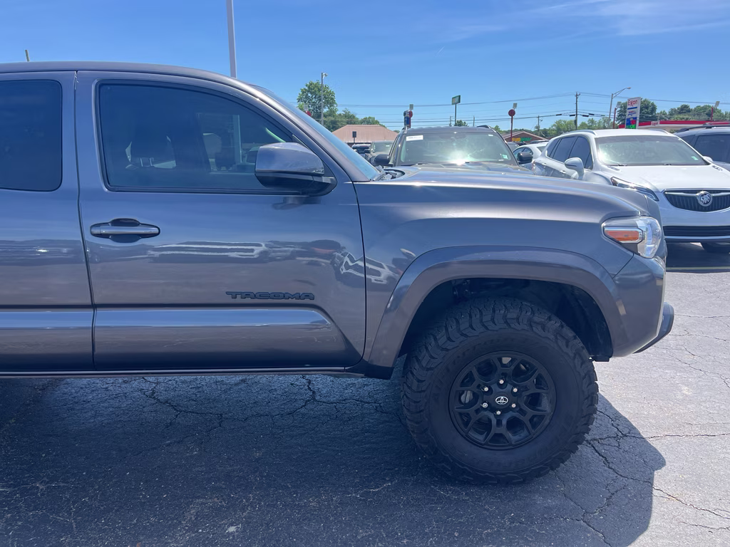 2022 Magnetic Gray Metallic Toyota Tacoma SR5 RWD Truck