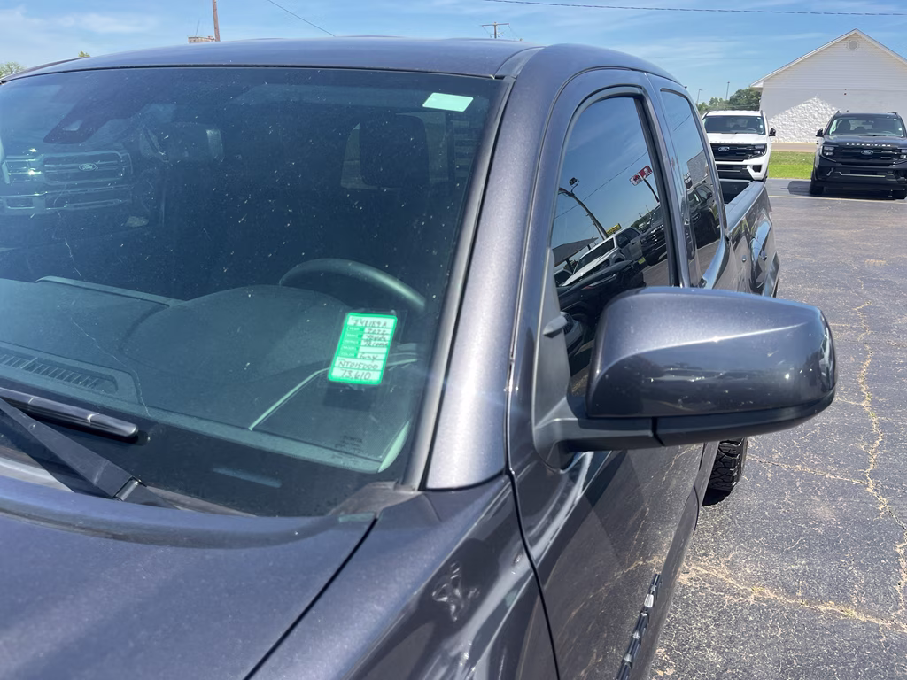 2022 Magnetic Gray Metallic Toyota Tacoma SR5 RWD Truck