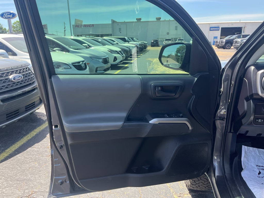 2022 Magnetic Gray Metallic Toyota Tacoma SR5 RWD Truck