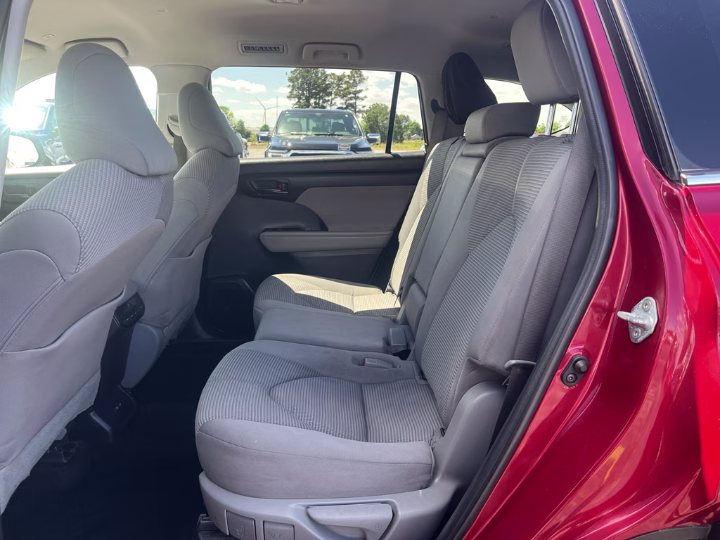 2023 Ruby Flare Pearl Toyota Highlander Hybrid Hybrid LE FWD SUV