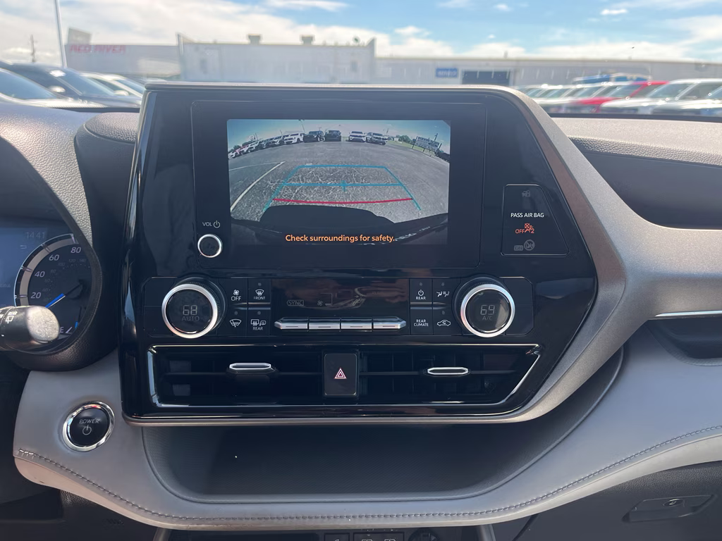 2023 Ruby Flare Pearl Toyota Highlander Hybrid Hybrid LE FWD SUV