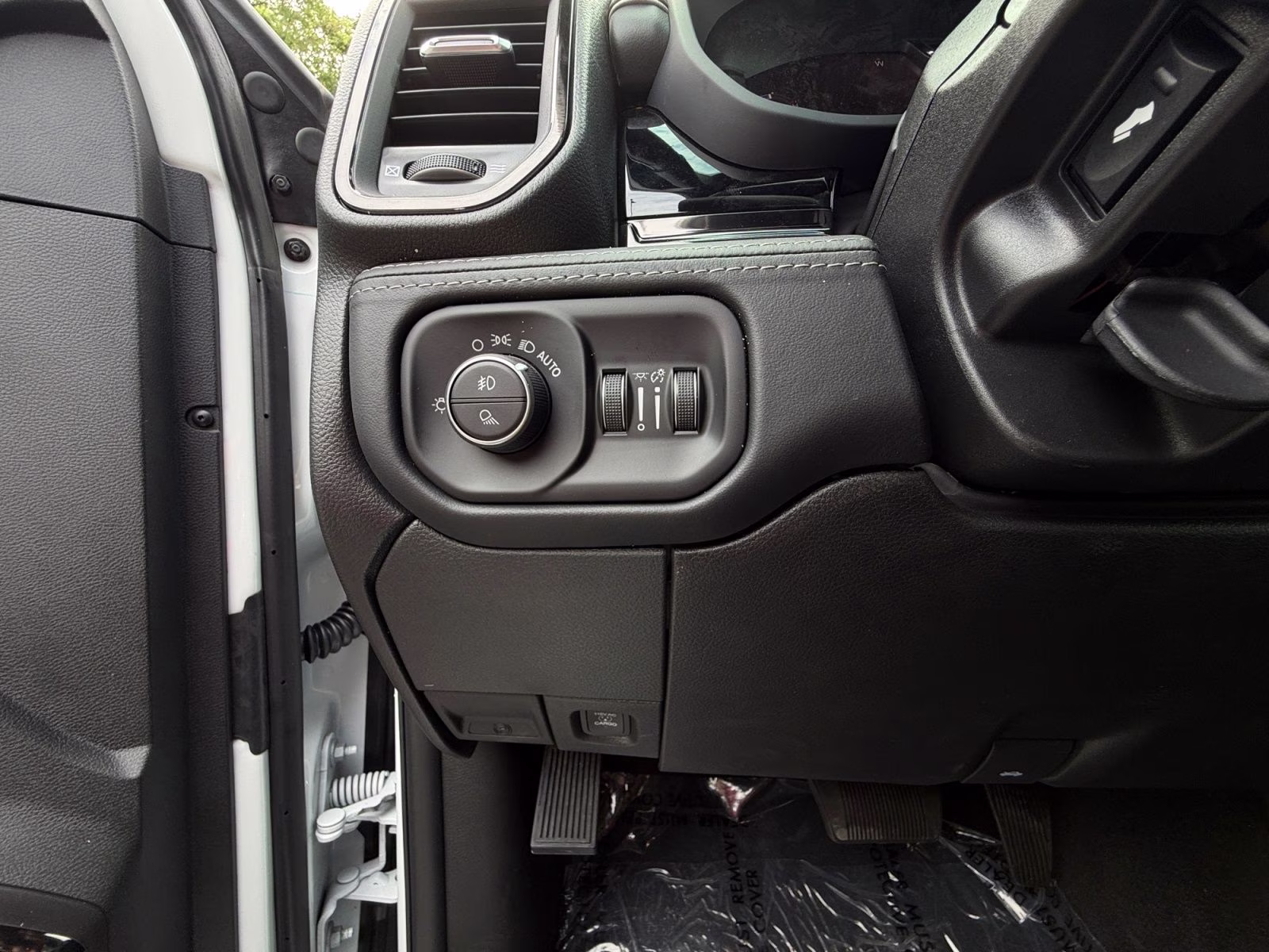 2026 Bright White Clearcoat Ram 3500 Limited 4X4 Truck