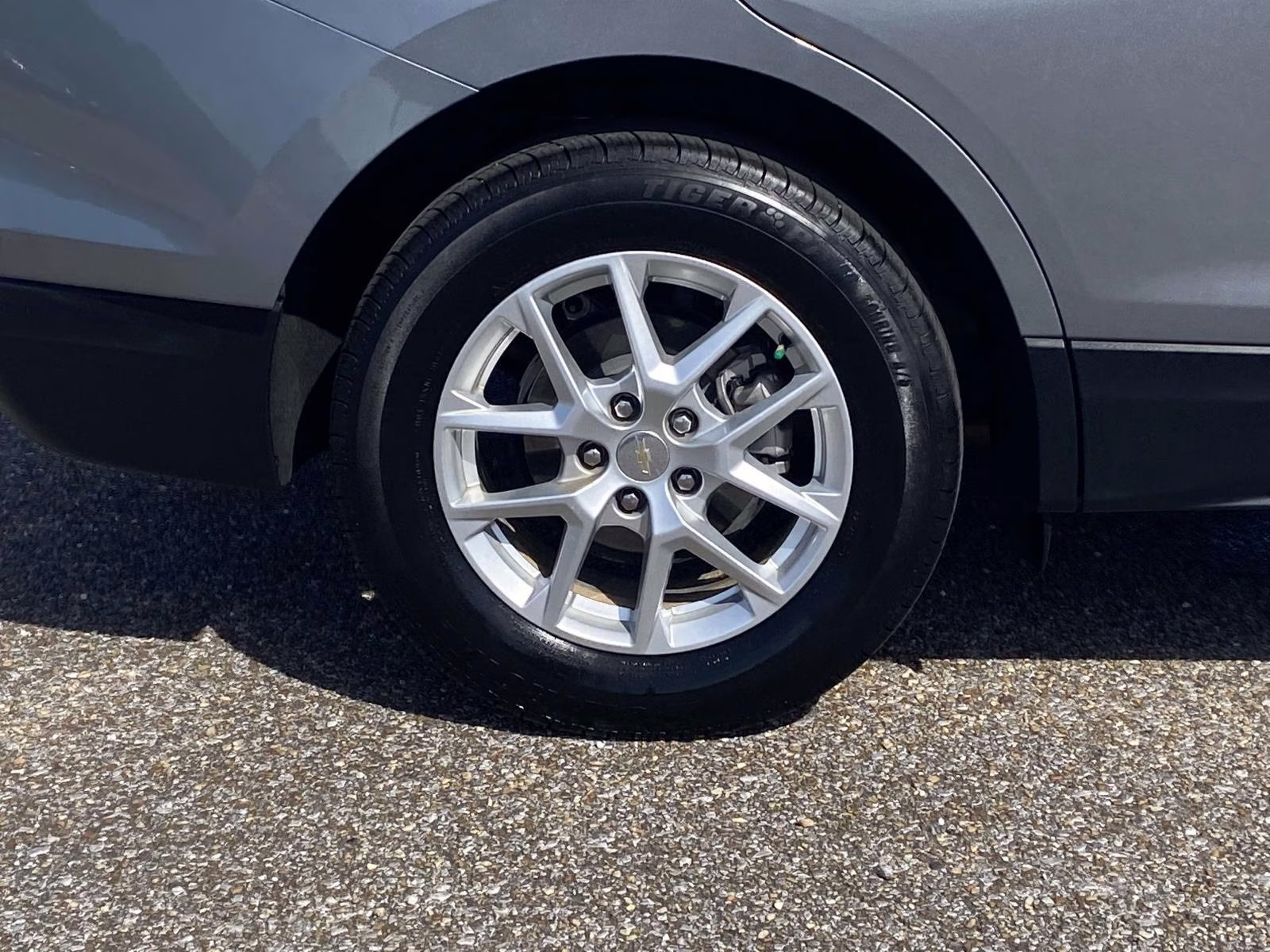 2023 Sterling Gray Metallic Chevrolet Equinox LS FWD SUV