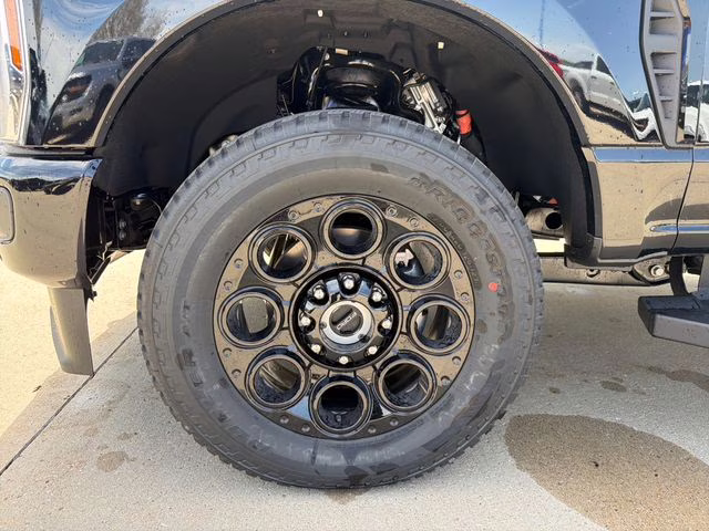 2026 Agate Black Metallic Ford Super Duty F-250 SRW Lariat 4X4 Truck
