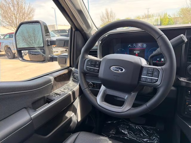2026 Agate Black Metallic Ford Super Duty F-250 SRW Lariat 4X4 Truck