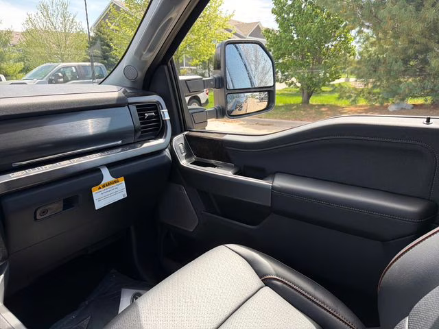 2026 Agate Black Metallic Ford Super Duty F-250 SRW Lariat 4X4 Truck
