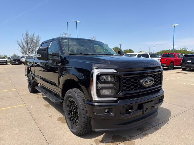 2026 Agate Black Metallic Ford Super Duty F-250 SRW Lariat 4X4 Truck