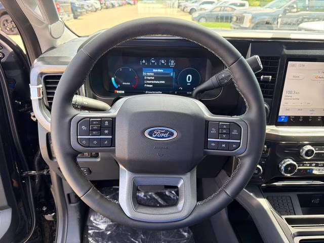 2026 Agate Black Metallic Ford Super Duty F-250 SRW Lariat 4X4 Truck