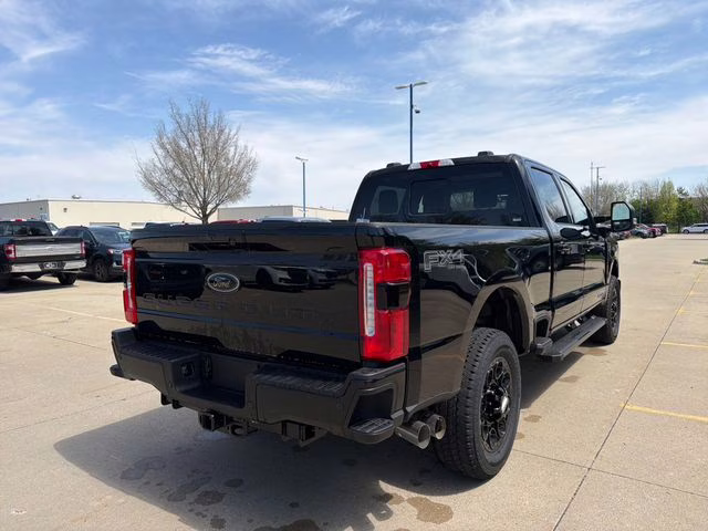 2026 Agate Black Metallic Ford Super Duty F-250 SRW Lariat 4X4 Truck