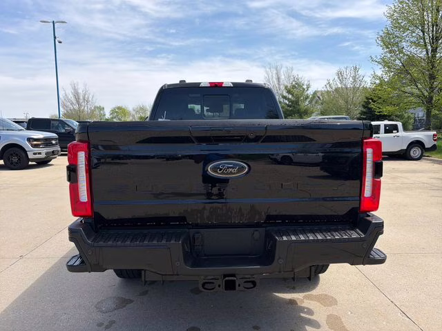 2026 Agate Black Metallic Ford Super Duty F-250 SRW Lariat 4X4 Truck