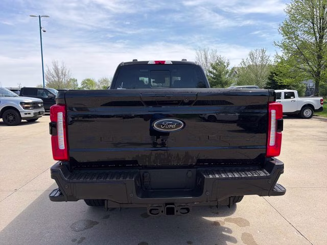 2026 Agate Black Metallic Ford Super Duty F-250 SRW Lariat 4X4 Truck