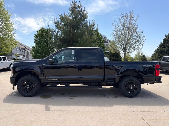 2026 Agate Black Metallic Ford Super Duty F-250 SRW Lariat 4X4 Truck