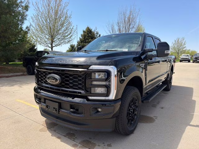 2026 Agate Black Metallic Ford Super Duty F-250 SRW Lariat 4X4 Truck