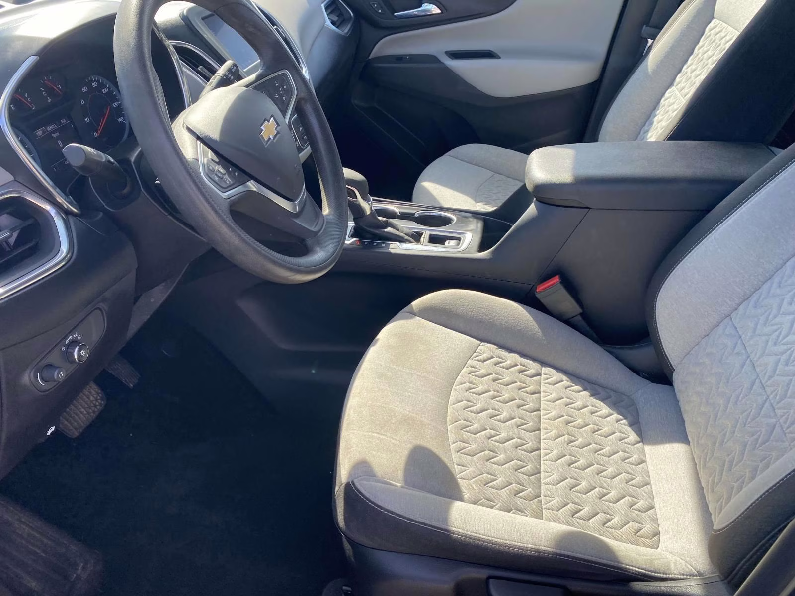 2023 Sterling Gray Metallic Chevrolet Equinox LS FWD SUV