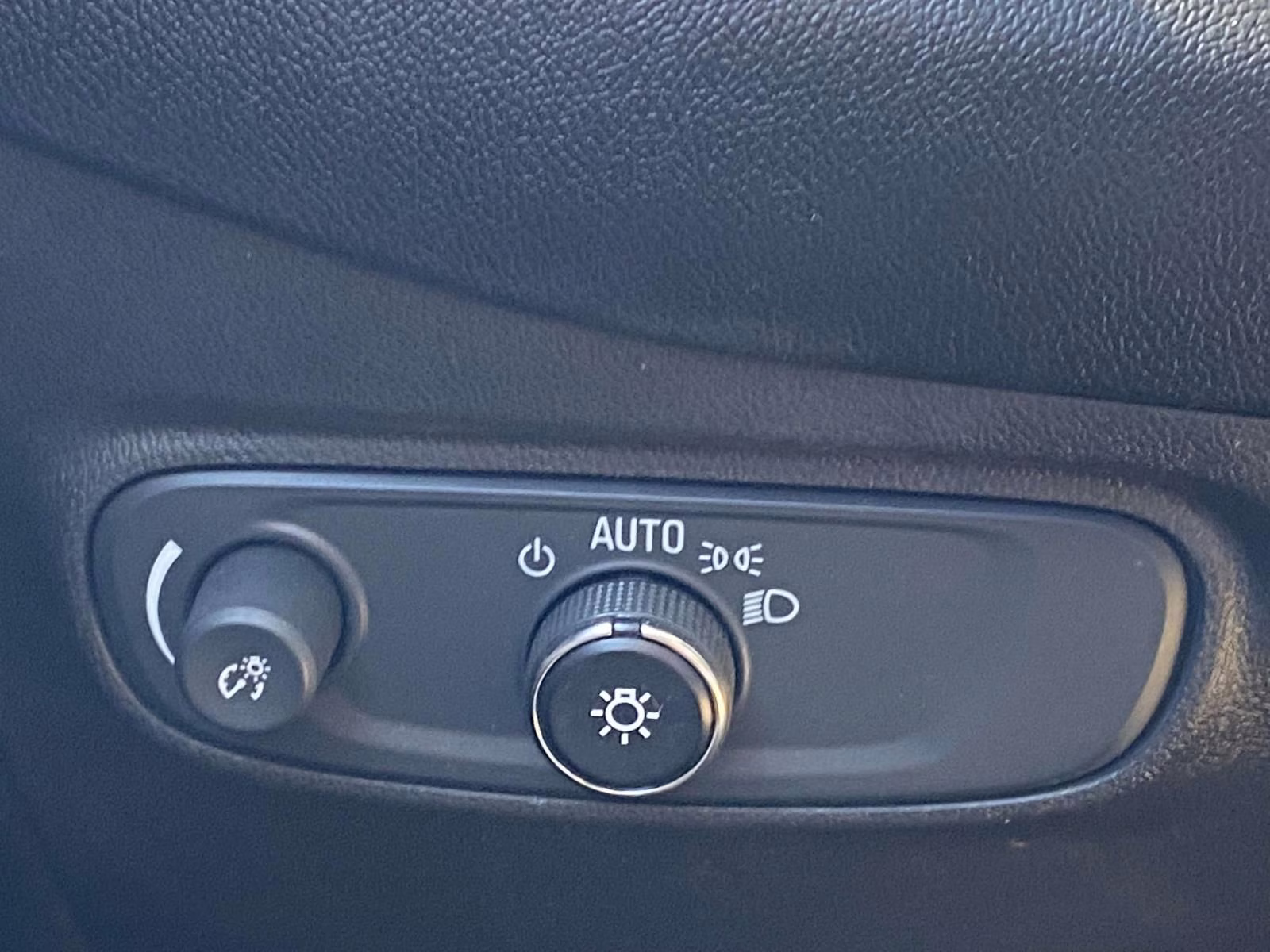 2023 Sterling Gray Metallic Chevrolet Equinox LS FWD SUV