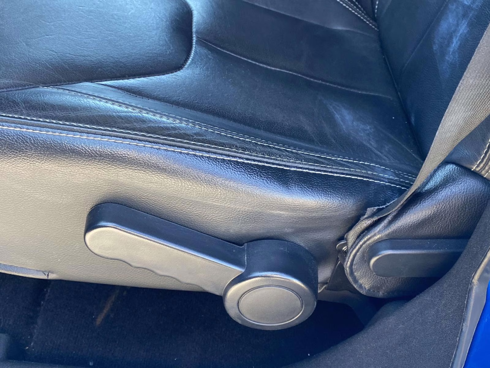 2015 Hydro Blue Pearl Coat Jeep Wrangler Unlimited Sahara 4X4 SUV