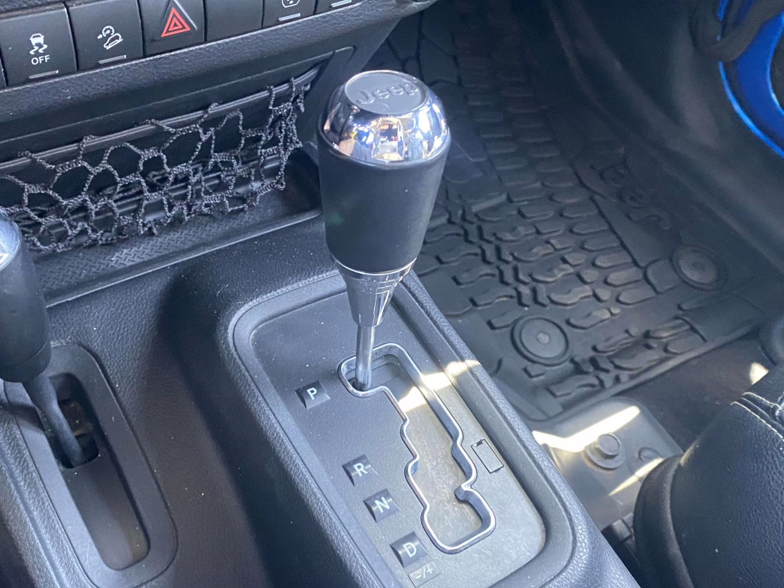 2015 Hydro Blue Pearl Coat Jeep Wrangler Unlimited Sahara 4X4 SUV