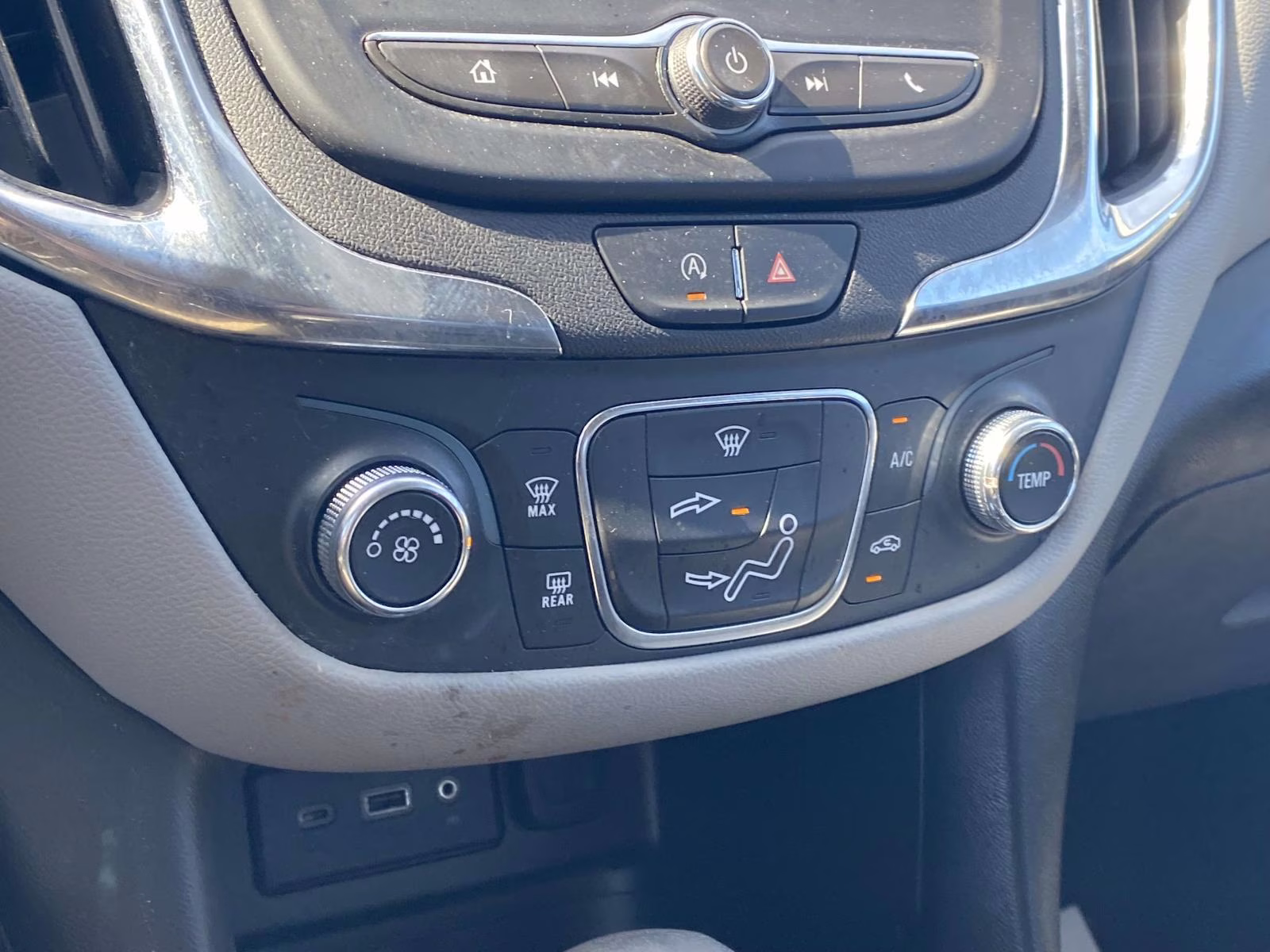 2023 Sterling Gray Metallic Chevrolet Equinox LS FWD SUV