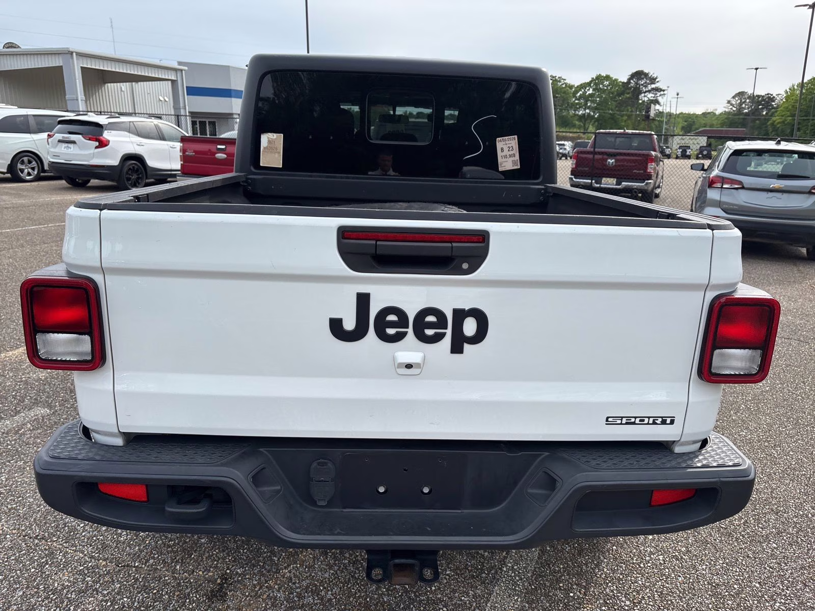 2021 Bright White Clearcoat Jeep Gladiator Sport 4X4 Truck
