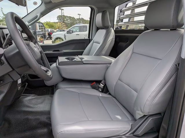 2026 Oxford White Ford Super Duty F-350 DRW XL 4X4 Truck