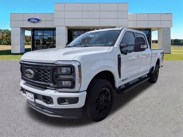 2026 White Metallic Ford Super Duty F-250 SRW LARIAT 4X4 Truck
