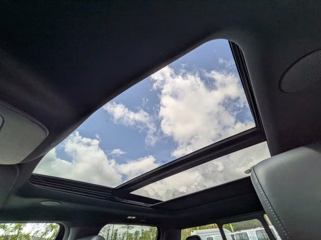 2026 Black Metallic Ford F-150 LARIAT 4X4 Truck