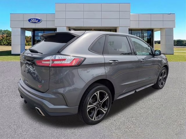 2021 Gray Metallic Ford Edge ST AWD SUV