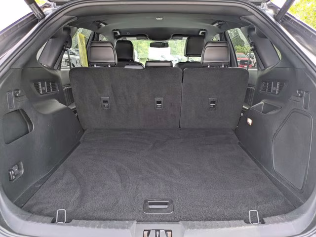 2021 Gray Metallic Ford Edge ST AWD SUV