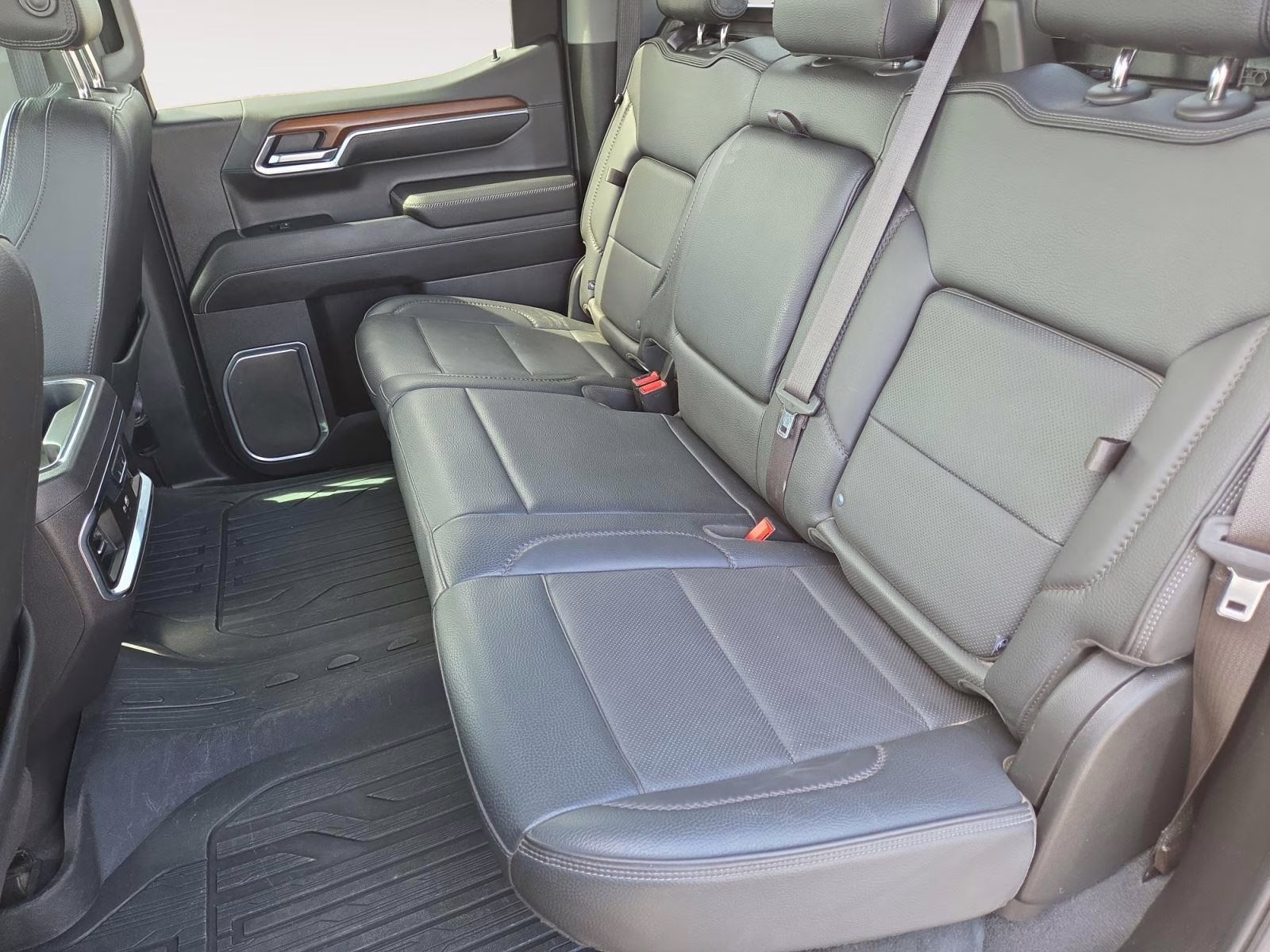 2023 Sterling Metallic GMC Sierra 1500 Denali 4X4 Truck