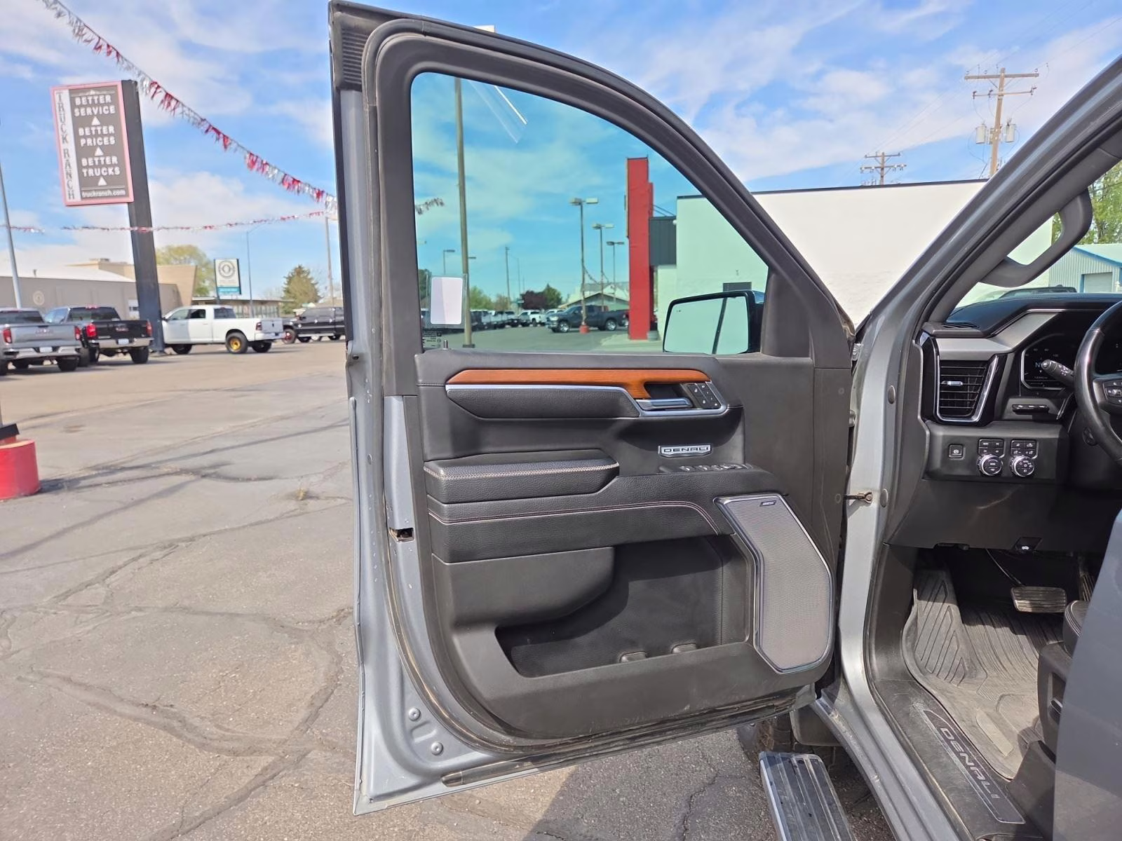 2023 Sterling Metallic GMC Sierra 1500 Denali 4X4 Truck