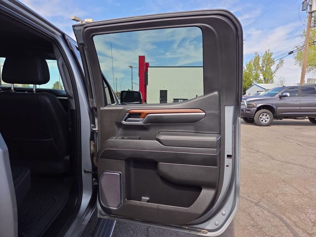 2023 Sterling Metallic GMC Sierra 1500 Denali 4X4 Truck