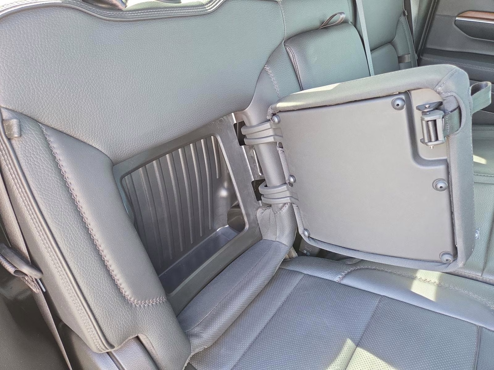 2023 Sterling Metallic GMC Sierra 1500 Denali 4X4 Truck