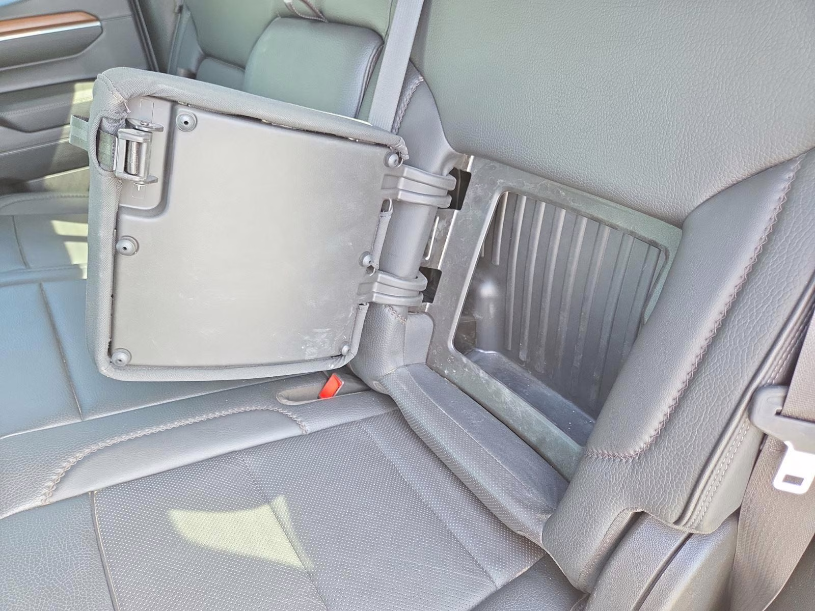 2023 Sterling Metallic GMC Sierra 1500 Denali 4X4 Truck