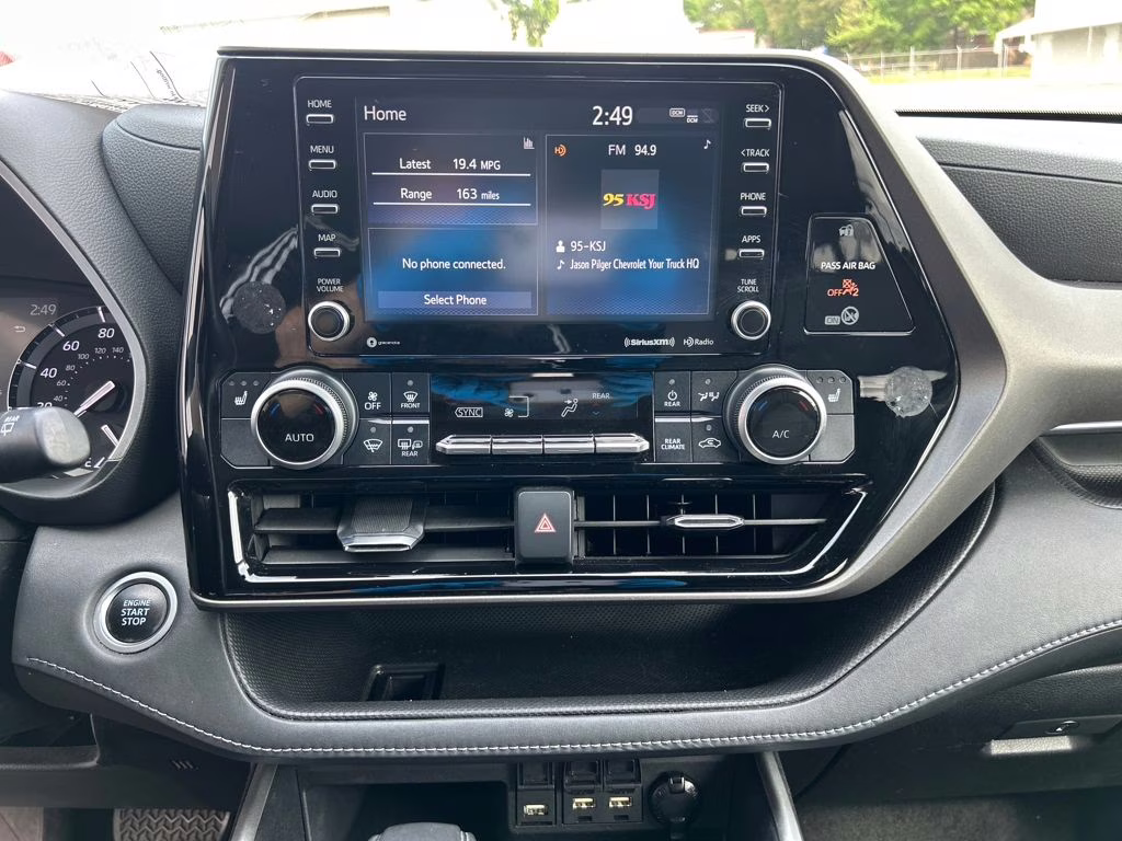 2021 Blueprint Toyota Highlander XLE AWD SUV