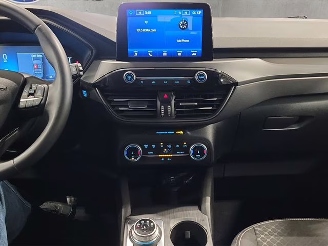 2024 Silver Metallic Ford Escape Active FWD SUV