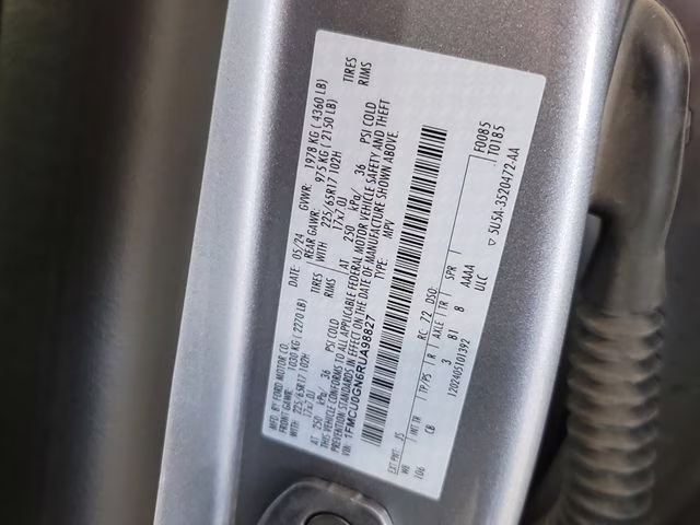 2024 Silver Metallic Ford Escape Active FWD SUV