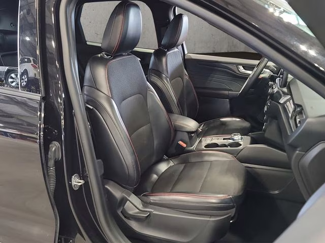 2025 Agate Black Metallic Ford Escape ST-Line FWD SUV