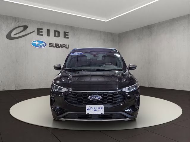 2025 Agate Black Metallic Ford Escape ST-Line FWD SUV