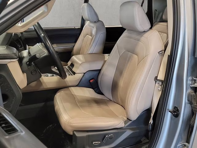 2023 Iconic Silver Metallic Ford Expedition Max Limited 4X4 SUV
