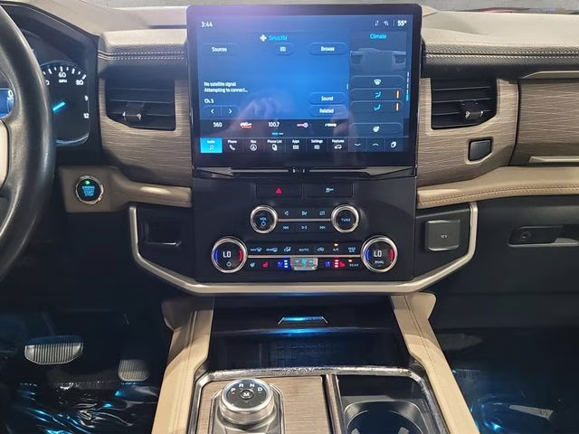 2023 Iconic Silver Metallic Ford Expedition Max Limited 4X4 SUV