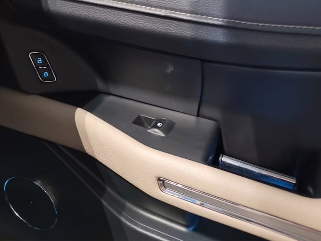 2023 Iconic Silver Metallic Ford Expedition Max Limited 4X4 SUV