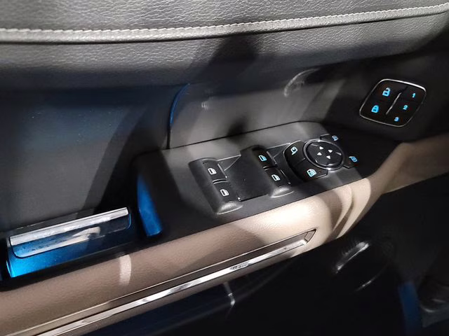 2023 Iconic Silver Metallic Ford Expedition Max Limited 4X4 SUV