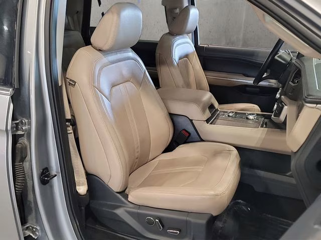 2023 Iconic Silver Metallic Ford Expedition Max Limited 4X4 SUV