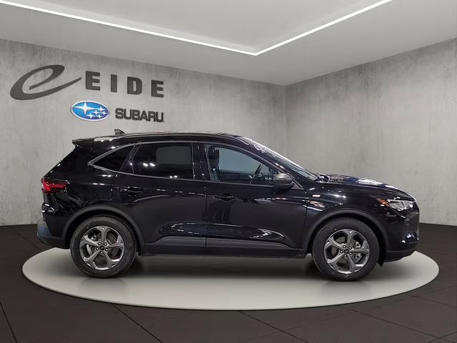 2025 Agate Black Metallic Ford Escape ST-Line FWD SUV