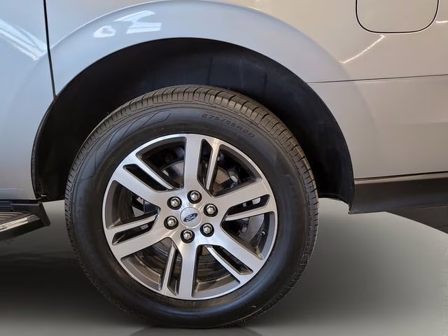 2023 Iconic Silver Metallic Ford Expedition Max Limited 4X4 SUV