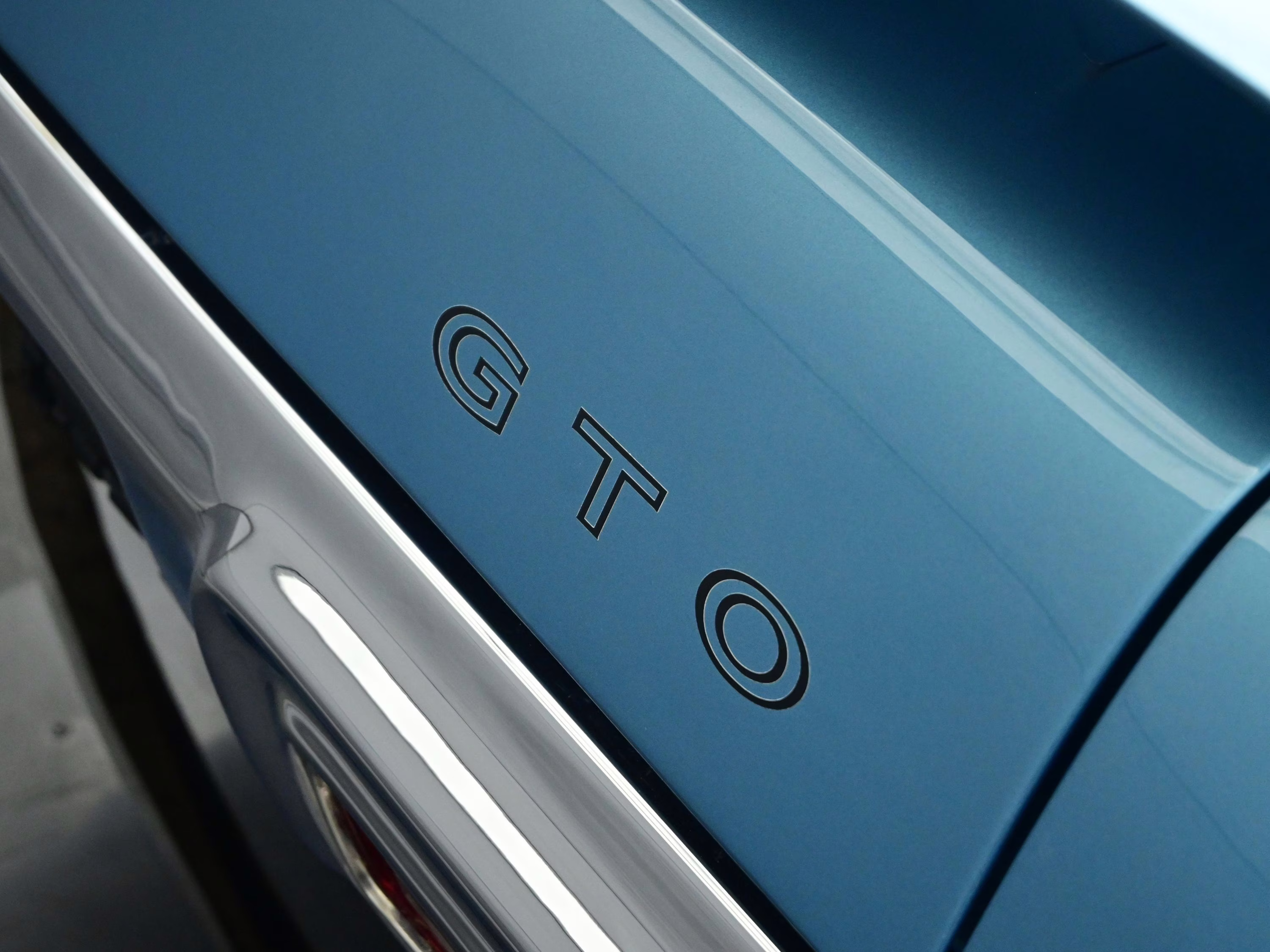 1970 Bermuda Blue Pontiac GTO RamAir III