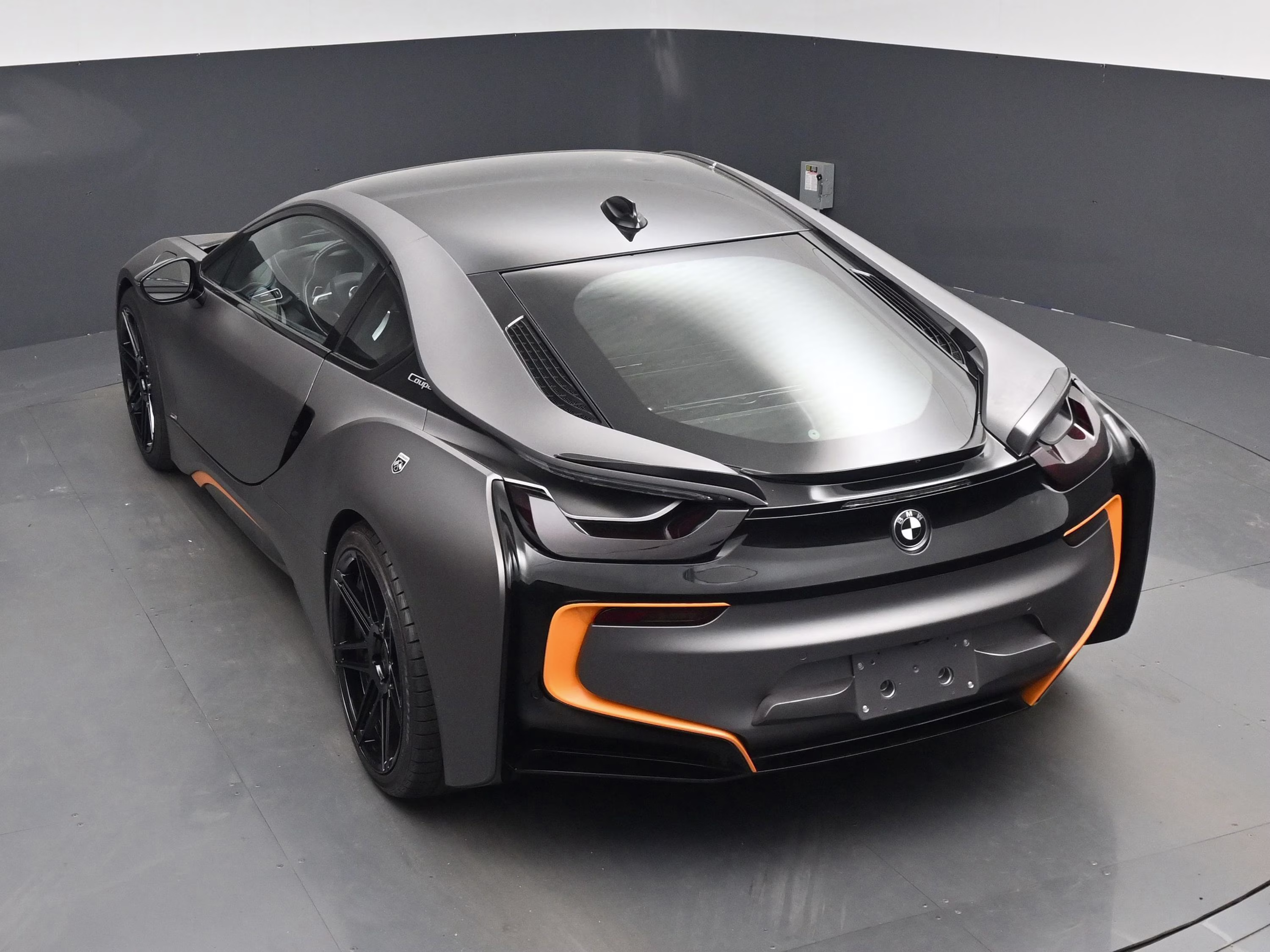 2019 Individual Donington Gray Met w/Frozen Gray Accent BMW i8 Base AWD Coupe
