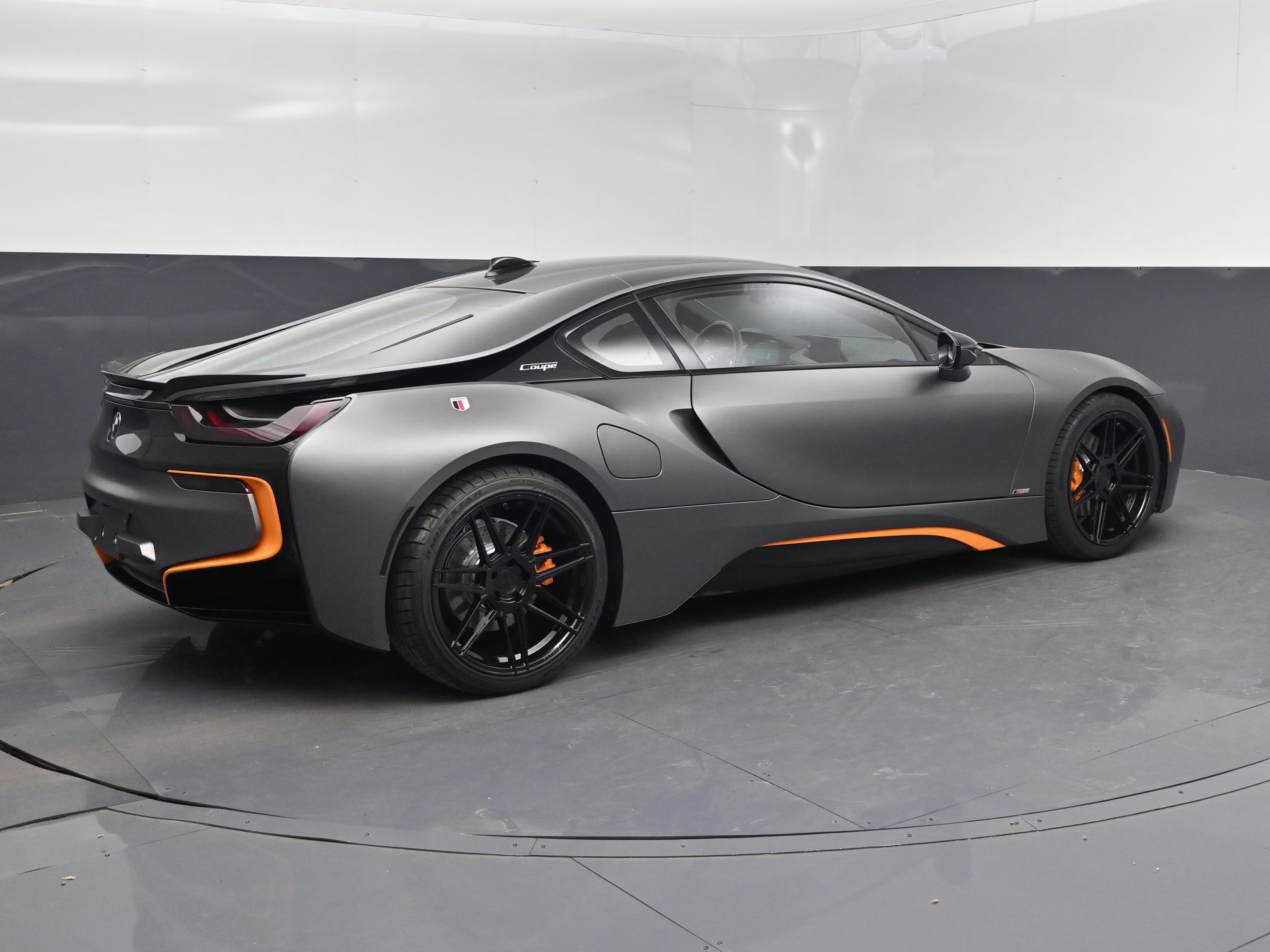 2019 Individual Donington Gray Met w/Frozen Gray Accent BMW i8 Base AWD Coupe