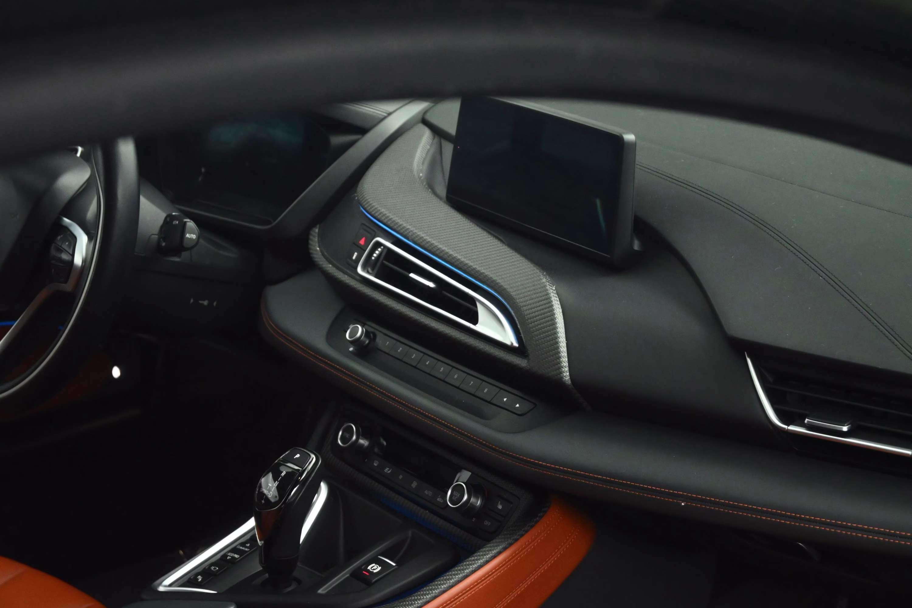 2019 Individual Donington Gray Met w/Frozen Gray Accent BMW i8 Base AWD Coupe